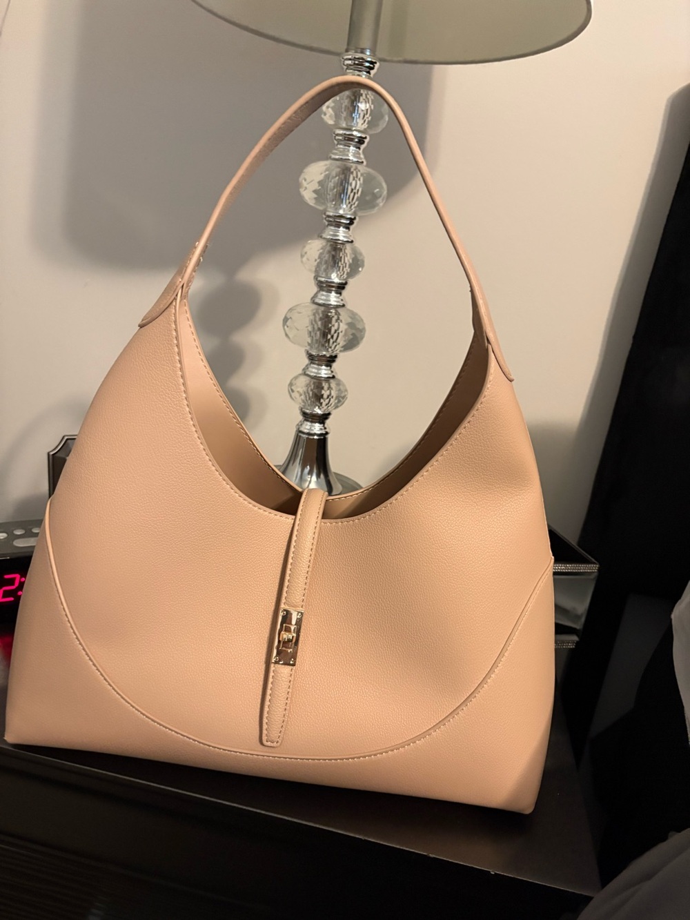 Pocket Book- Pinky beige, vegan leather Shoulder Bag Lightweight Ergonomic Bucke